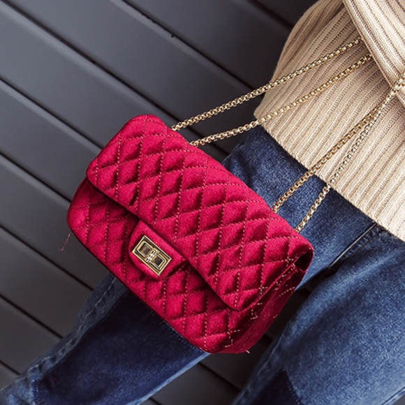 !!!LAST ONE!!! Quilted Velour Bag - Picture 5 of 8